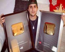 He is awarded numerous buttons by the YouTube team.